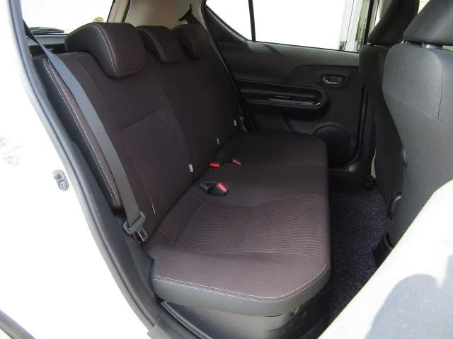 2018 Toyota Aqua Hybrid for sale in Kenya by Best Cars for sale in Kenya LTD.