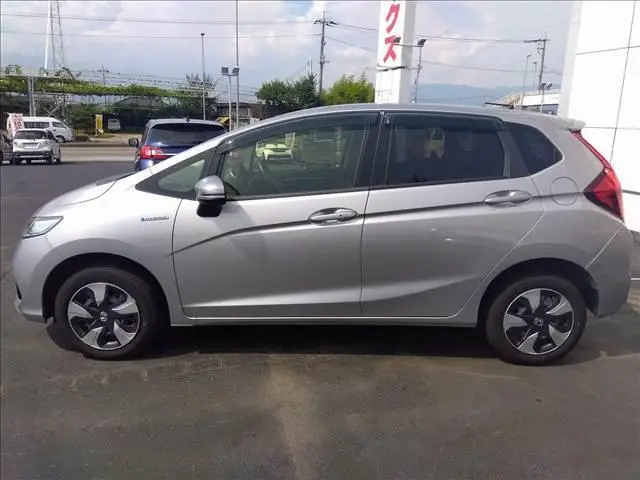 2018 Honda Fit Hybrid for sale in Kenya by Best Cars for sale in Kenya LTD.