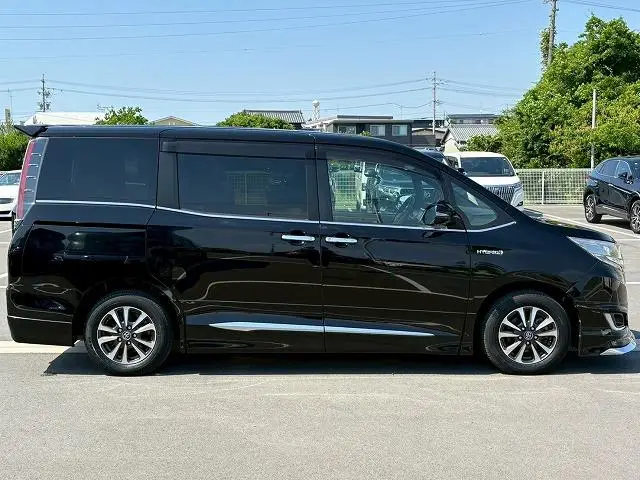 2018 Toyota Esquire Hybrid for sale in Kenya by Best Cars for sale in Kenya LTD.