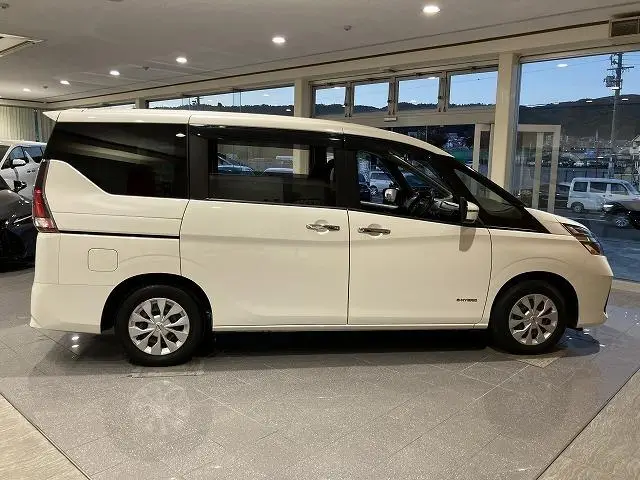 2019 Nissan Serena Hybrid for sale in Kenya by Best Cars for sale in Kenya LTD.