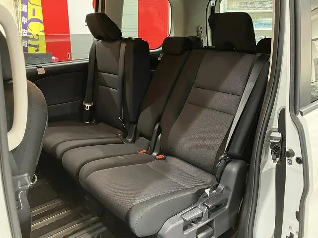 2019 Nissan Serena Hybrid for sale in Kenya by Best Cars for sale in Kenya LTD.