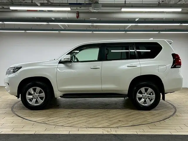 2020 Toyota Land Cruiser Prado TX-L for sale in Kenya by Best Cars for sale in Kenya LTD.