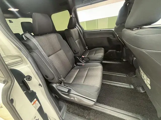 2018 Toyota Voxy ZS for sale in Kenya by Best Cars for sale in Kenya LTD.