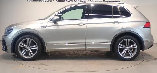 2018 Volkswagen Tiguan TSI R Line for sale in Kenya by Best Cars for sale in Kenya LTD.